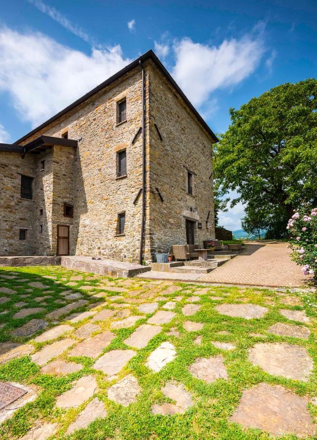 Agriturismo Il Salice Tizzano Val Parma Екстериор снимка