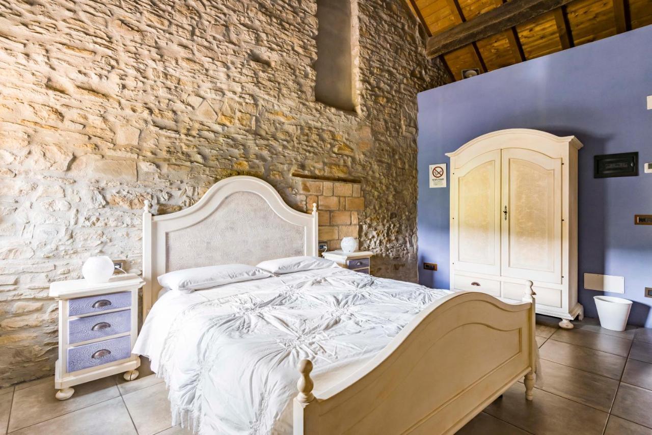 Agriturismo Il Salice Tizzano Val Parma Екстериор снимка