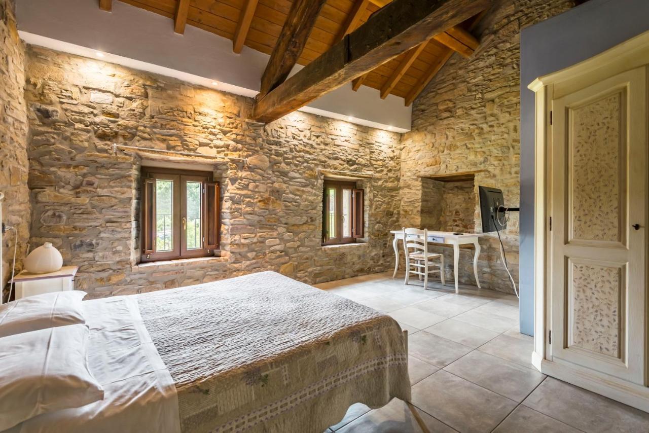 Agriturismo Il Salice Tizzano Val Parma Екстериор снимка