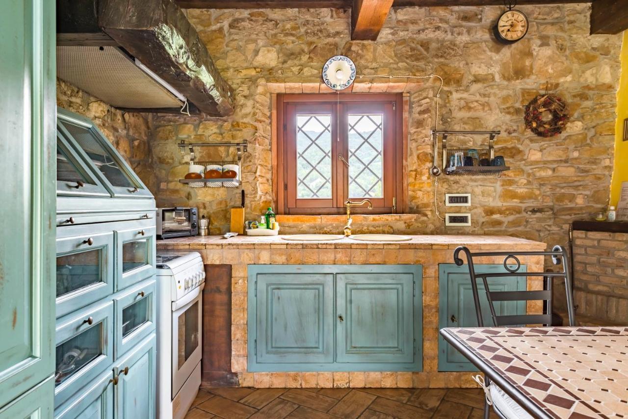 Agriturismo Il Salice Tizzano Val Parma Екстериор снимка