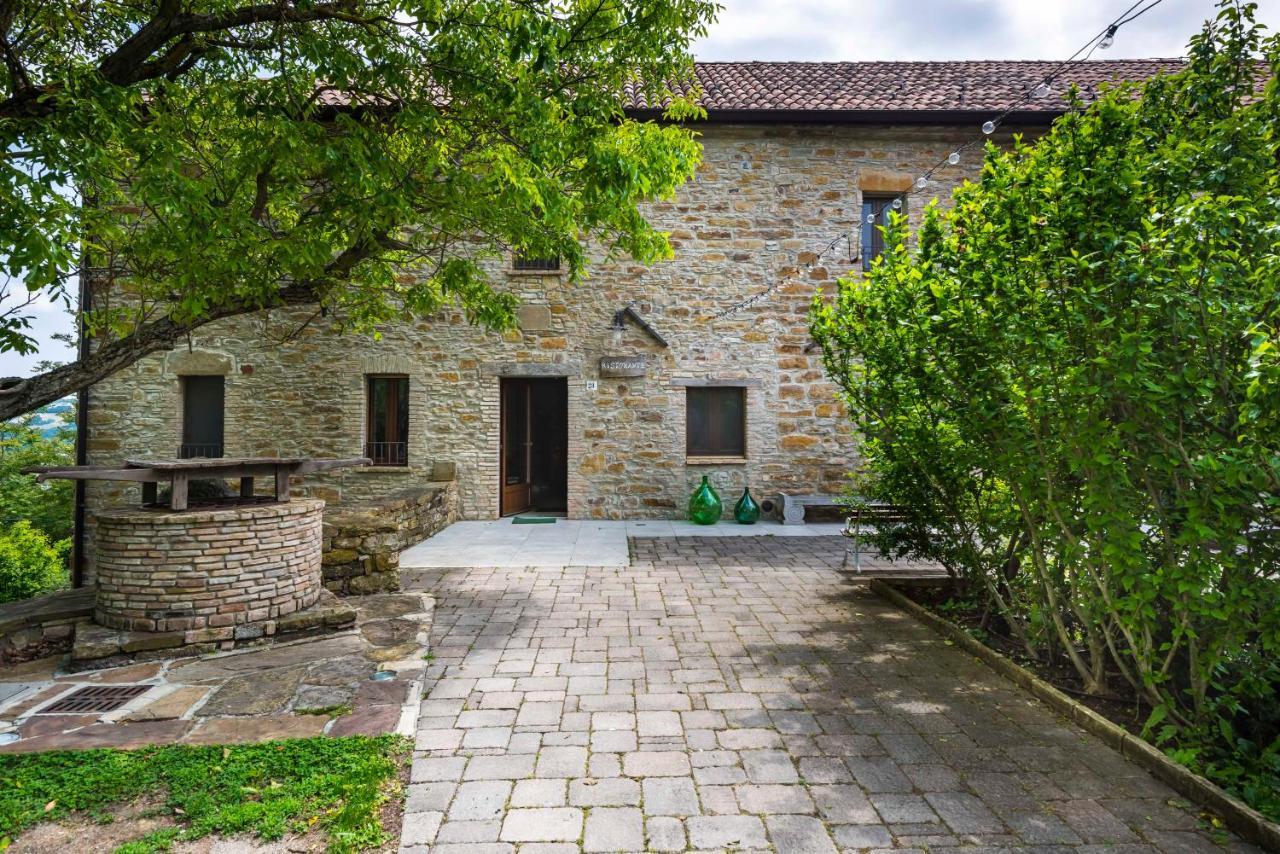 Agriturismo Il Salice Tizzano Val Parma Екстериор снимка